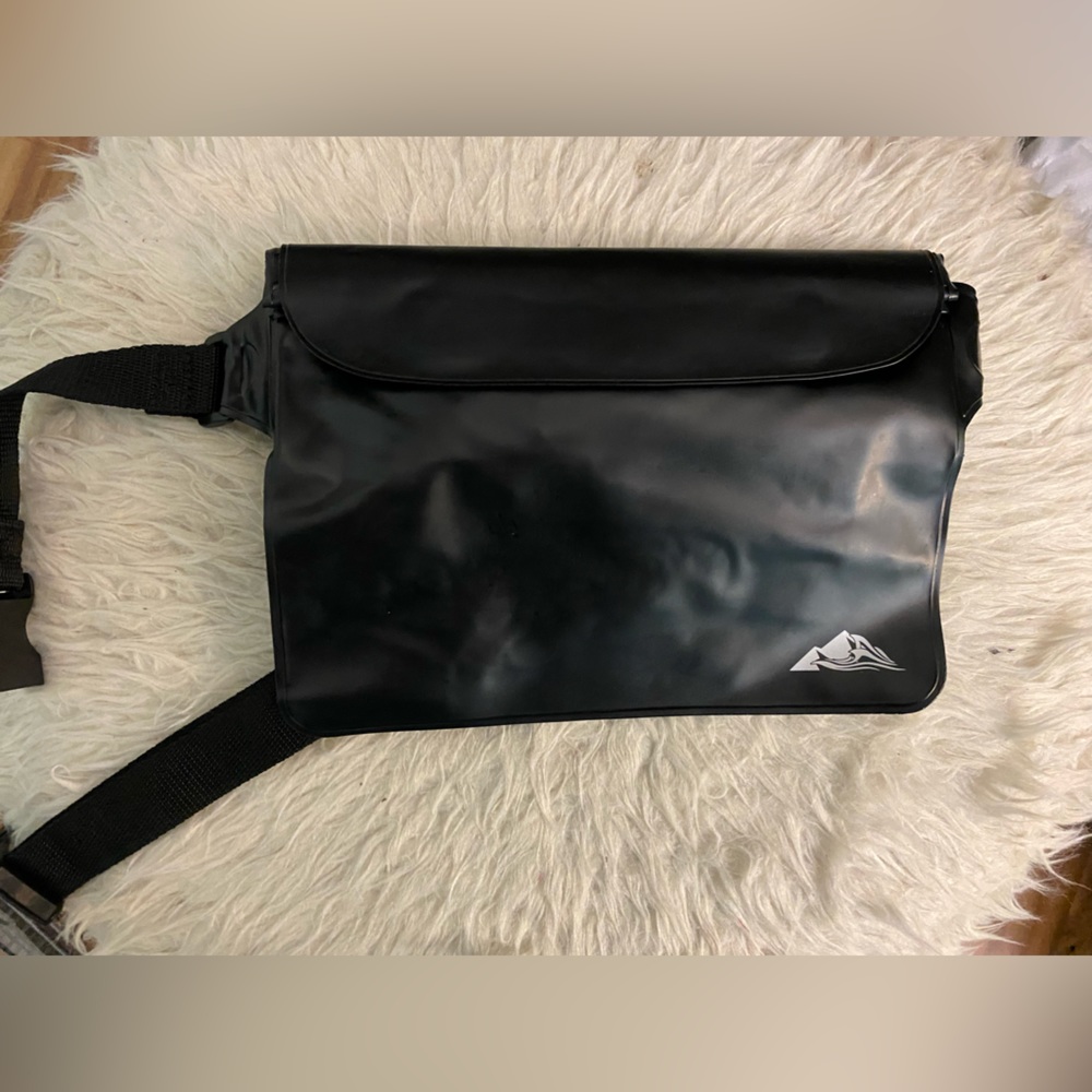 Waterproof Pouch with Waist Strap, Transparent Screen Touchable Dry Bag (Black)